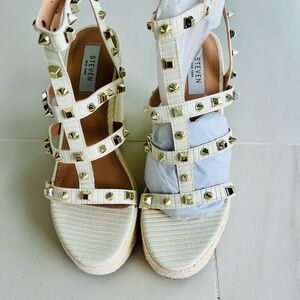 Brand new Steve Madden Sallina wedge sandals white size 8